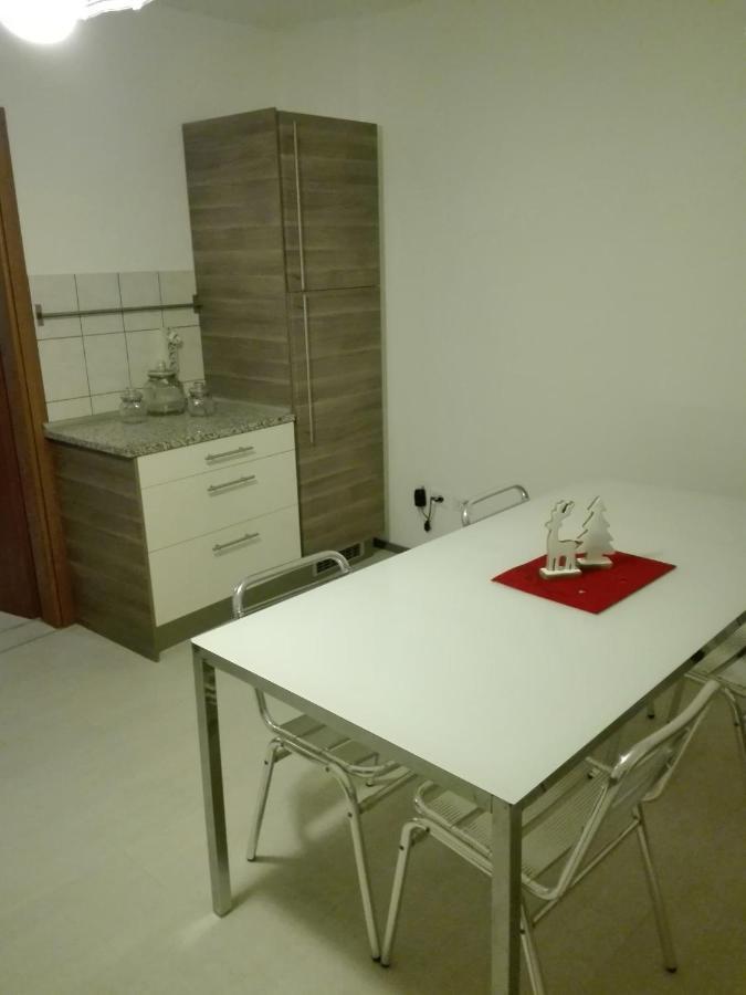 Girasole Grazioli 47 Bed & Breakfast Trento Exterior photo